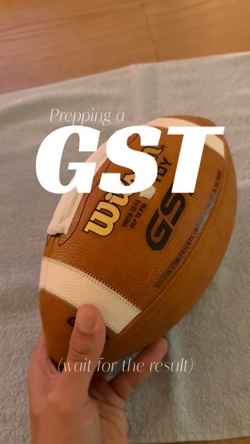 Do you like the result?👀🏈
#americanfootball #asmr #ballprep #football